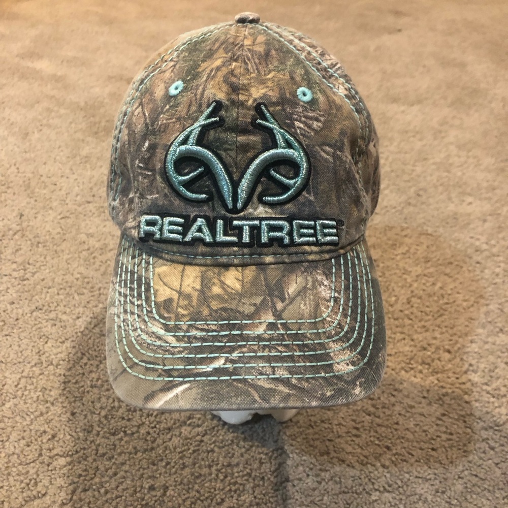 Realtree hat bundle - Picture 2 of 6